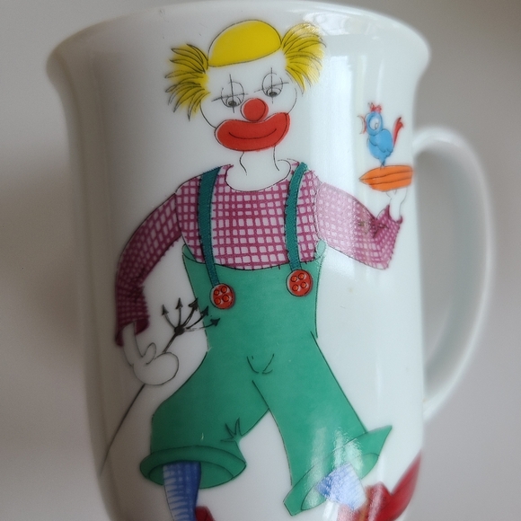 SPAL PORCILINAS Vintage Clown Plates Bowls Coffee Cup RARE Full Set Portugal - Picture 6 of 7